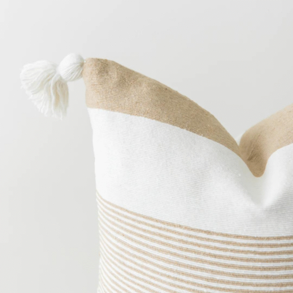 Housse De Coussin  Beige Et Blanc – Image 4