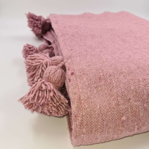 Couverture Pompom Flamant Rose Clair – Image 5