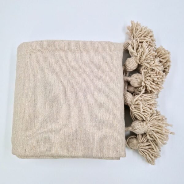 Couverture Beige Clair Avec Pompom – Image 6