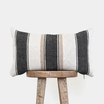 Housse De Coussin Blanc Et Noir Rayer