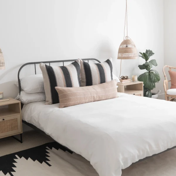 Housse De Coussin Blanc Et Noir Rayer – Image 4