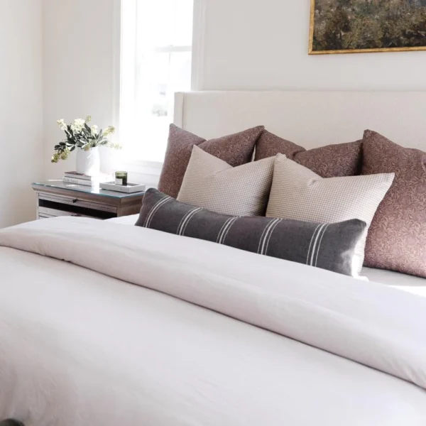 Housse De Coussin Artisanale Gris Avec Lignes Crème – Image 5